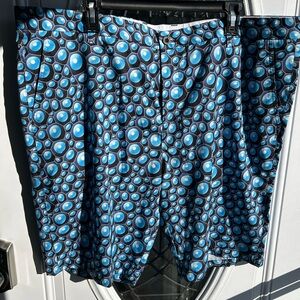 Hreski Blue and Black Geometric Shorts, size 42
